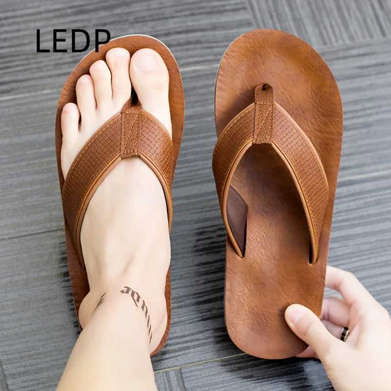 New Arrival Mens summer sandals casual fashion leather flap breathable luxury designer product T250108