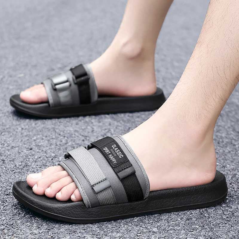 New Arrival Slippers mens home indoor and outdoor mens beach sandals lightweight soft and comfortable. Eva mens shoes trendy and new style T250108