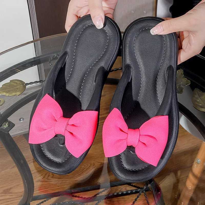 New Arrival Womens Thick Bottom Flip Cover 2025 Summer New Outdoor Beach Sandals Womens Shower Non slip Soft Slip Shoes T250108