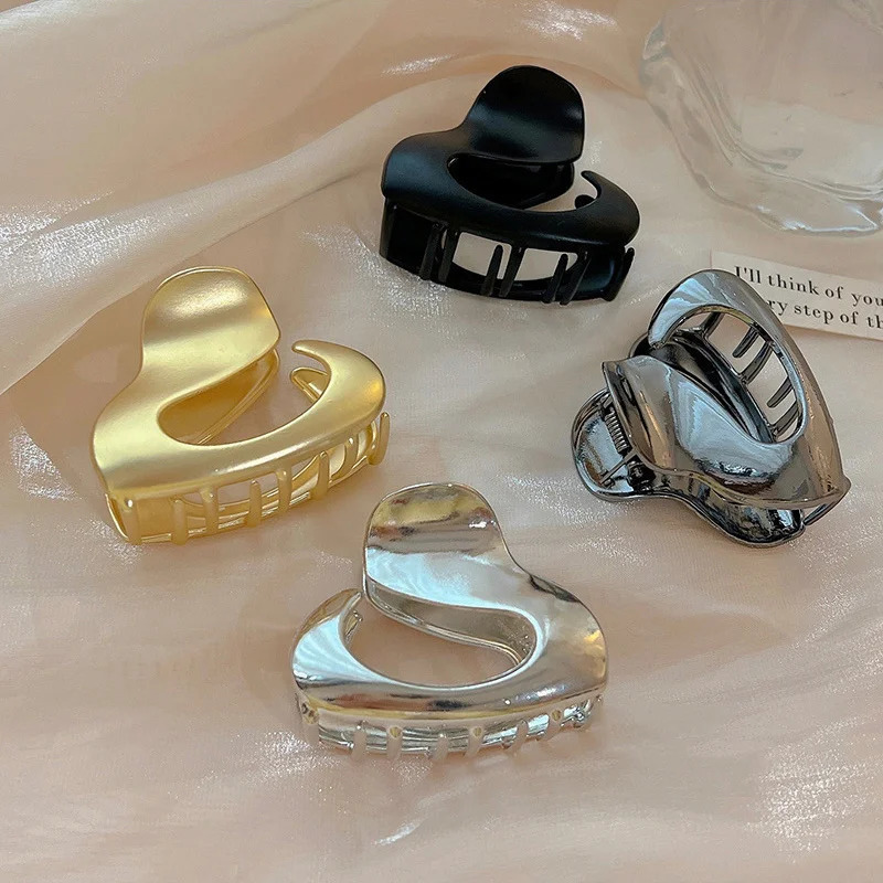 Geometric Irregular Medium Hair Claw Trendy Hair Accessories For Women Metal Gold Silver Black Claw Clips Girls Jewelry 250103
