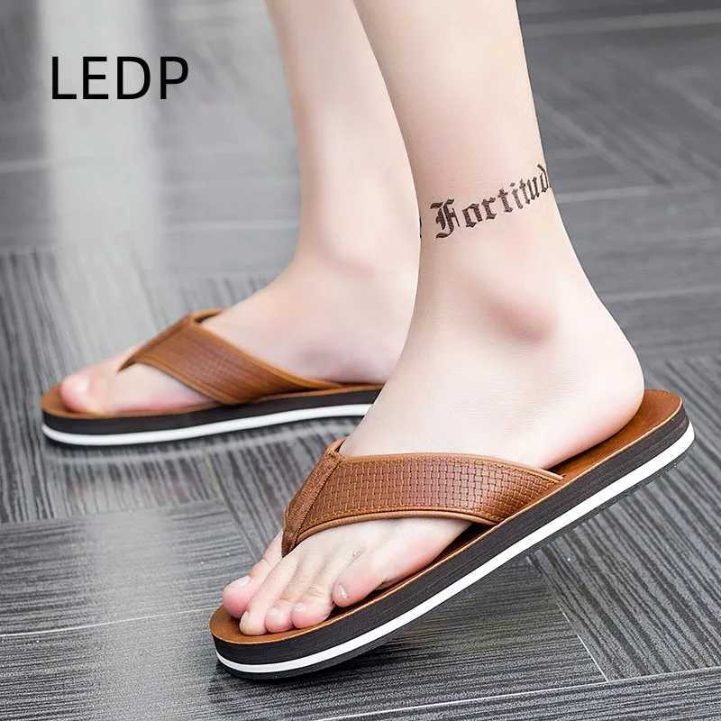 New Arrival Mens summer sandals casual fashion leather flap breathable luxury designer product T250108