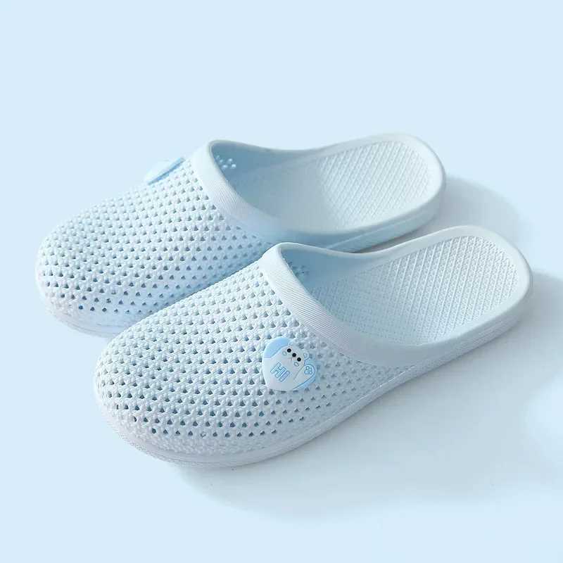 New Arrival Womens family slider closed toe cutting summer womens fashionable flat shoes slider anti slip womens pink beach bathroom indoor slider T25
