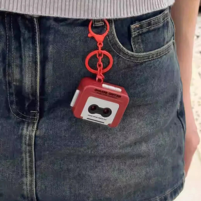 Retro Tape Recorder Shaped Keychain Mini Recording Fun Music Box Ornament Decompression Bag Clothing Pendant Creative Gift 250107