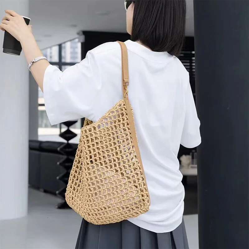 Women's Genuine Leather Straw Beach With Interior Pocket Designer Handbag Wallet Hand Woven Bucket Shoulder Bag
