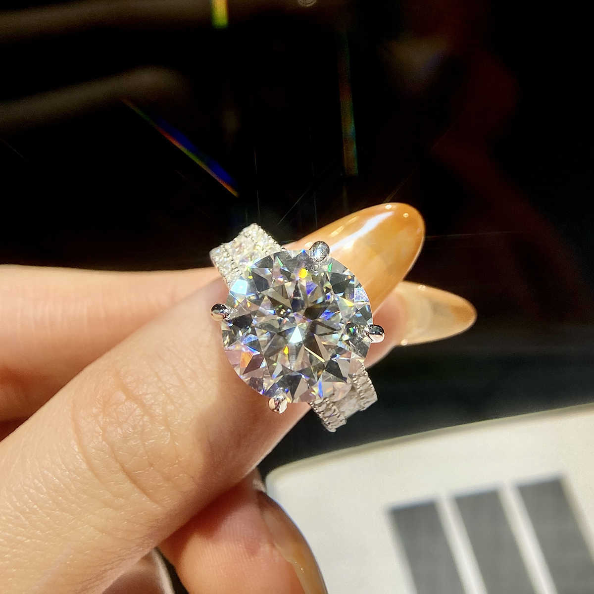 2025 Designer ring Wholesale GRA 10CT 14 MM ice Big Moissanite Diamond Ring 925 Sterling Silver engagement fine Jewelry for Women