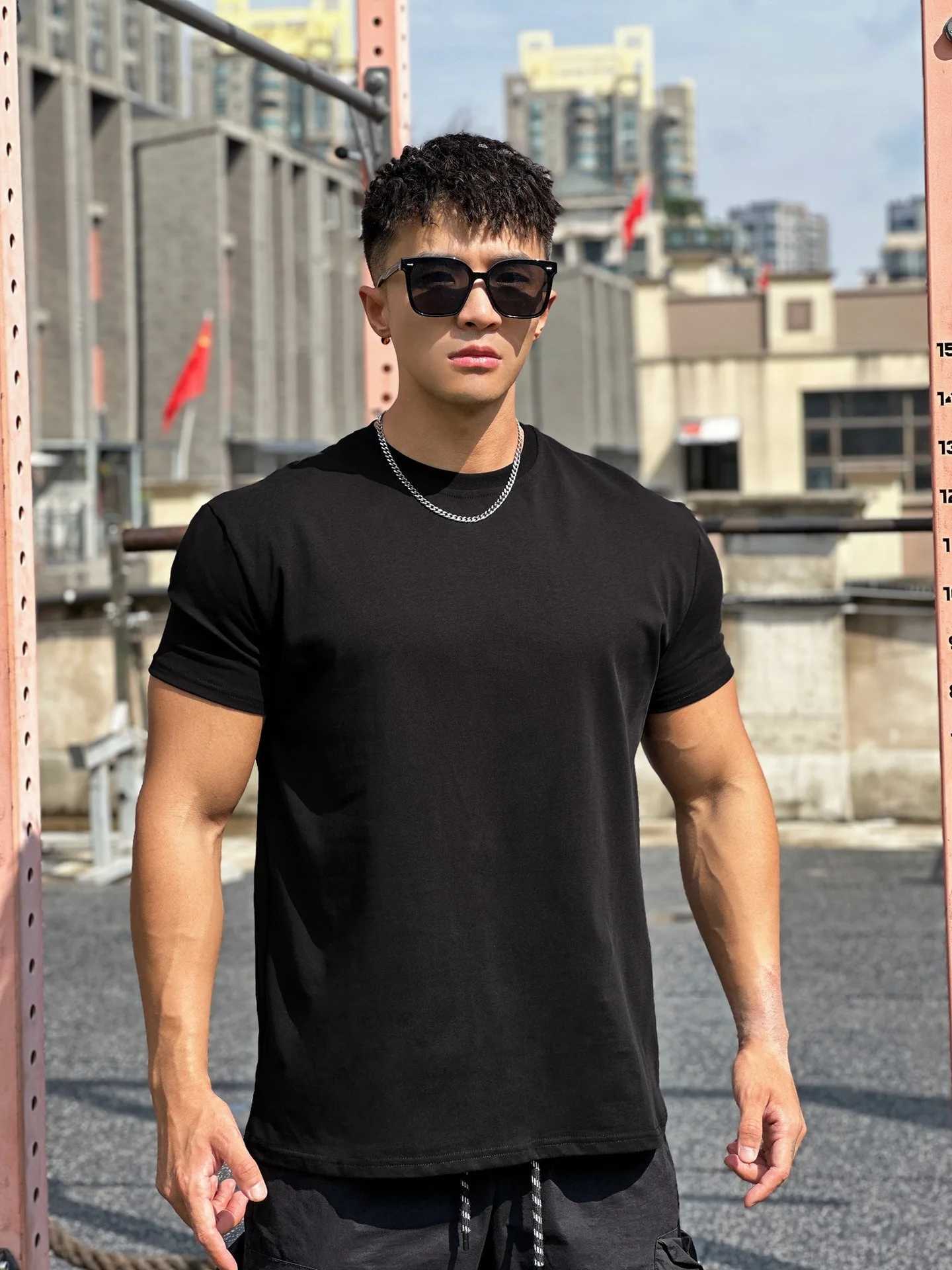 High Quality Gym black muscle exercise loose cotton fitness short sleeved mens basketball autumn running training elastic sports T-shirt T250108