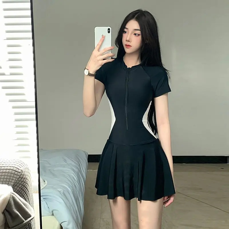 Long Sleeve Zipper One-piece Skirt Swimsuit Women Conservative Thin Slightly Fat Sexy Black Exclusive Swimming Pool Swimwear 250106
