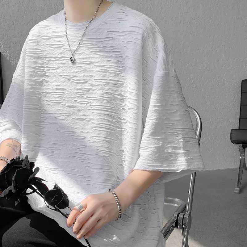 Summer fashion hole T-shirt mens short sleeved O-neck loose casual solid color T-shirt mens clothing M250108