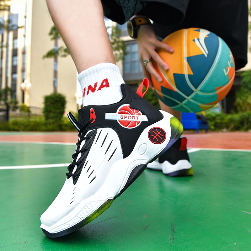 Basketball sports shoes men spring and autumn new shoes Korean version of the trend running shoes casual breathable comfortable basketball shoes men