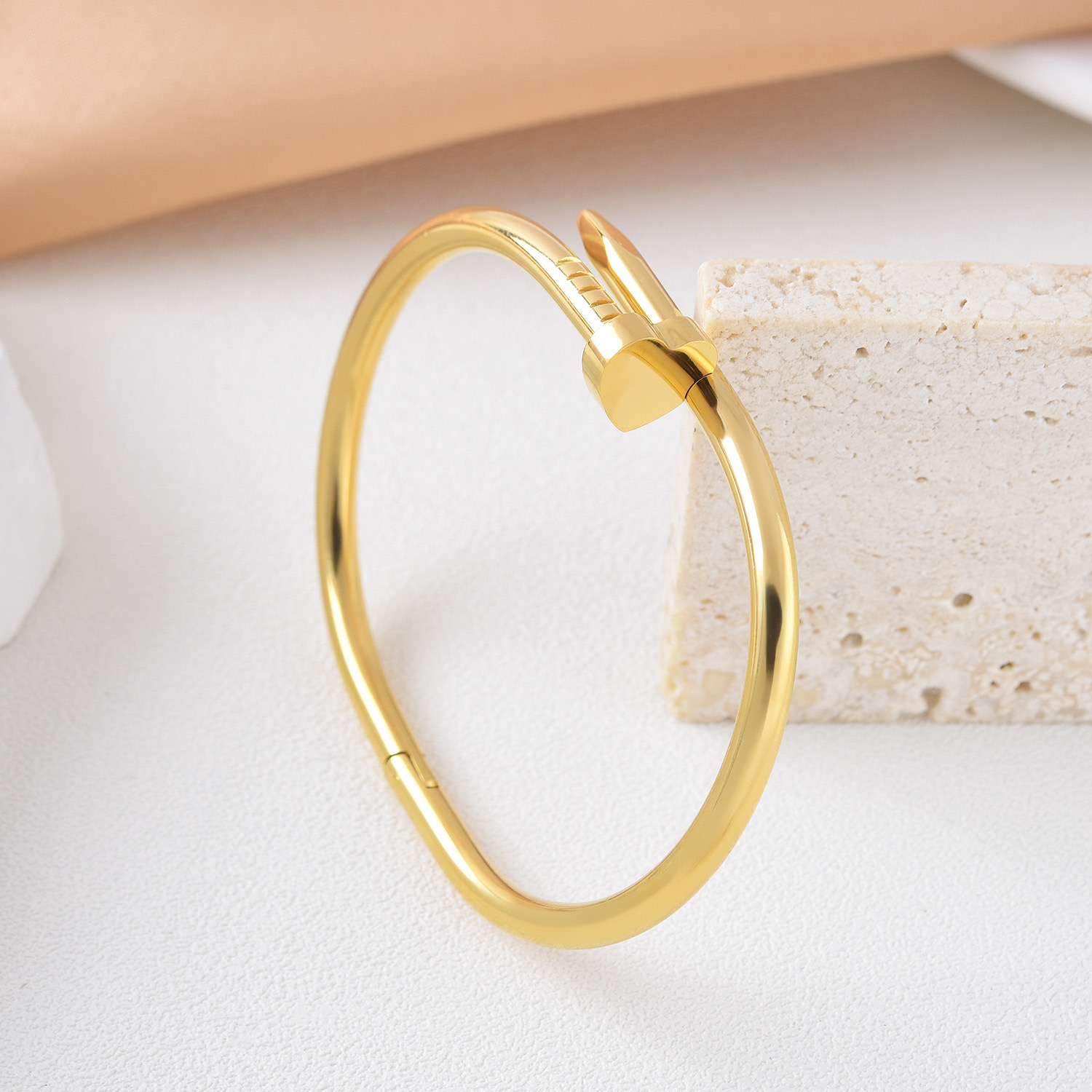 Bracelet Designer For Women Men Luxury Bangle Gold Designer Jewlery High Quality Titanium Steel Does Not Fade Friends Brothers And Sisters Silver Brac