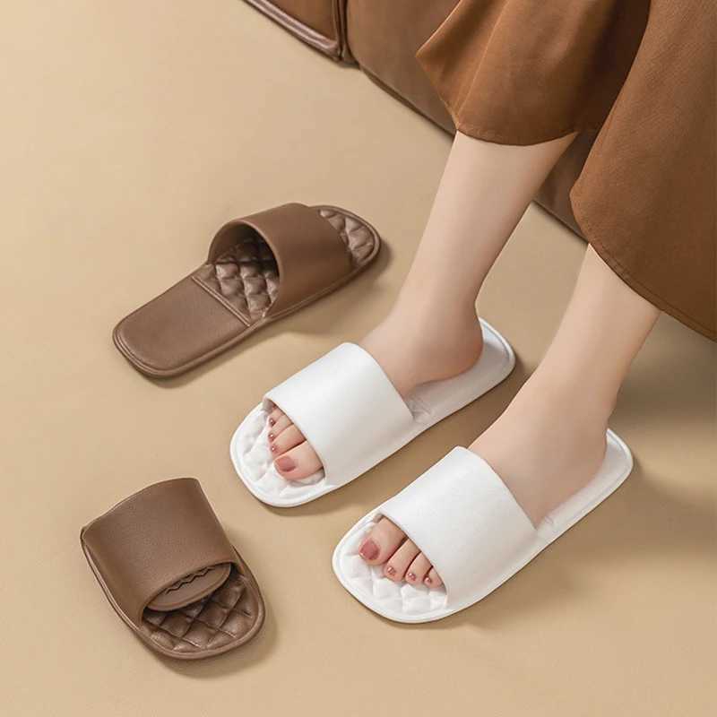 New Arrival Mens portable travel slide womens folding Eva hotel room slide couples shoes beach sandals lightweight leisure slide T250108