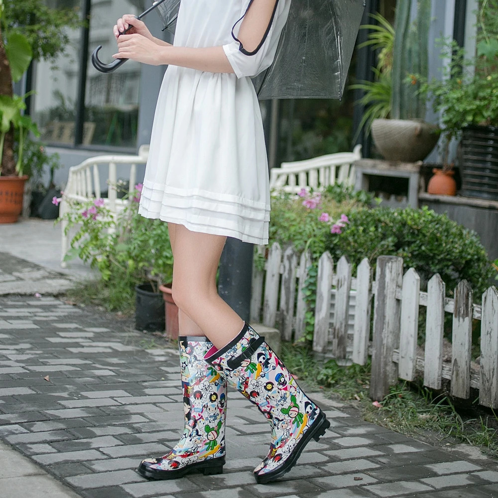 Fashion Tall Tube Cute Cartoon Doll Rubber Rain Boots Rubber Shoes Water Shoe Cover Shoes High Quality Womens Rain Shoes 250106