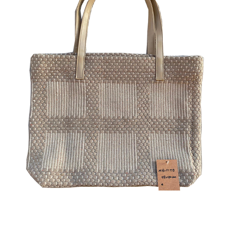 Sustainable Linen Messenger Bag Featuring Adjustable Shoulder Strap for Versatile Usage