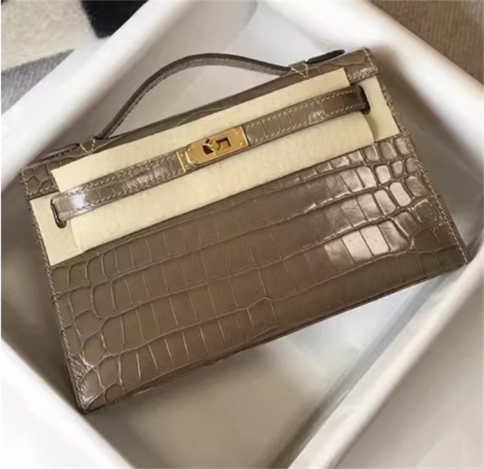 Crocodile bag 10A leather handbag women bag High quality casual crossbody bag Classic retro bag Fashion Ladies mini Shoulder bag purse tote wallet Saddle Bag