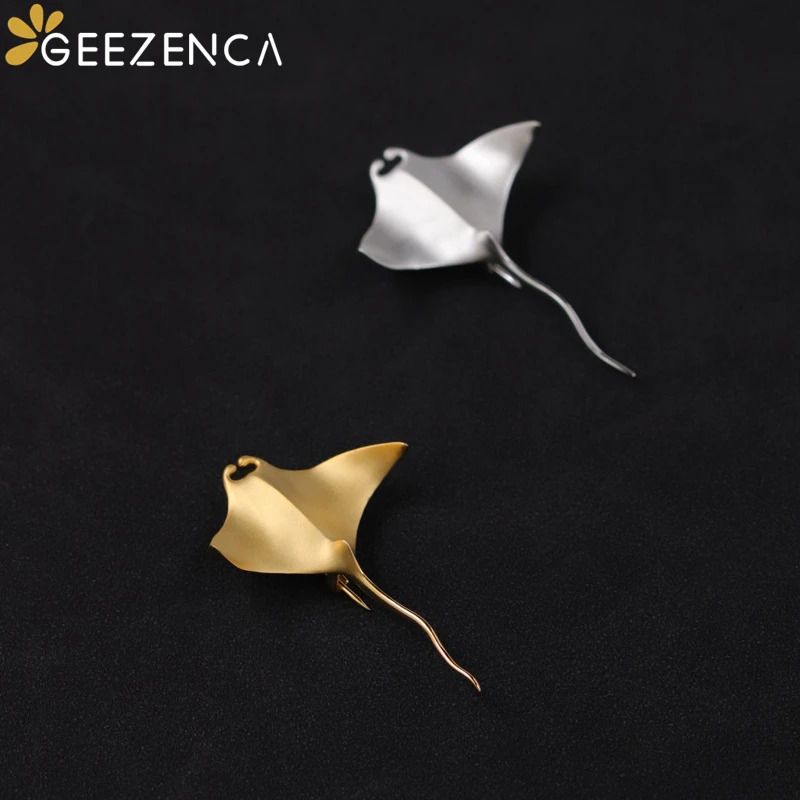 GEEZENCA 925 Sterling Silver 3D Devilray Fish Brooches For Women Cute Chic Unique Clothing Accessories Pins Party Gift 241230
