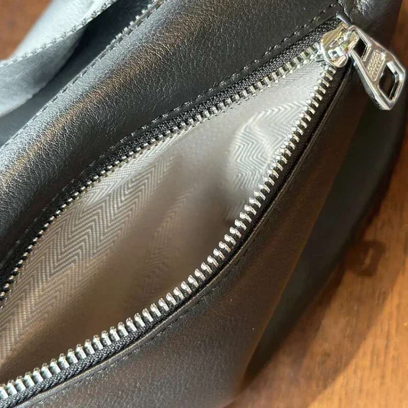 High Quality Ladies' Shoulder Versatile Natural Cowhide Messenger Bag Women's Casual Leather Handbag Large Capacity