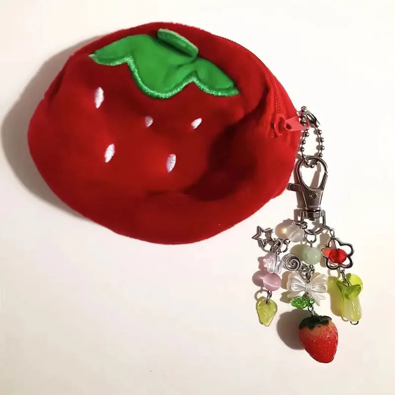 Handmade NANA inspired strawberry and peach keychain y2k fairy tale coquettish 250107