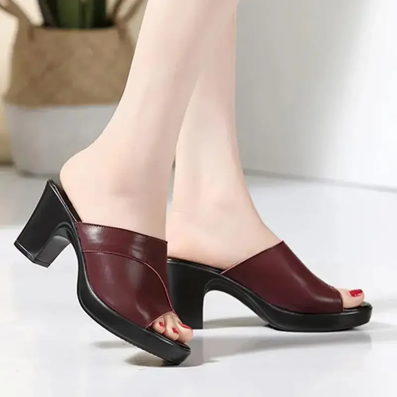 Women Summer High-heeled Waterproof Platform Sandals Female Thick-heeled Slippers Bright Leather Solid Color Casual Shoes 250107