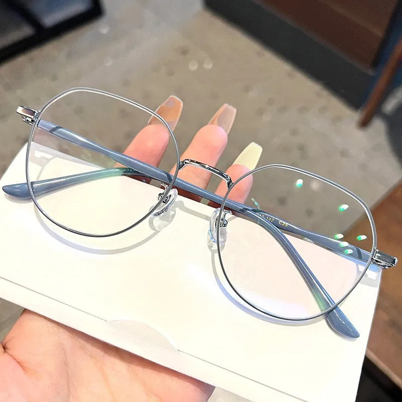 Lightweight Anti Blue Light Glasses for Women Men Tr90 Flexible Frame Computer Glasses Female Transparent Spectacle Uv400 250107