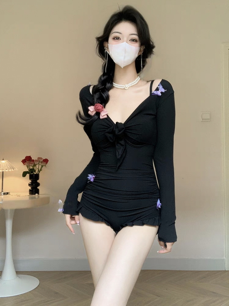 2025 new butterfly long sleeved swimsuit designer women's skirt style jumpsuit slimming effect pure desire for students to soak in hot springs fo