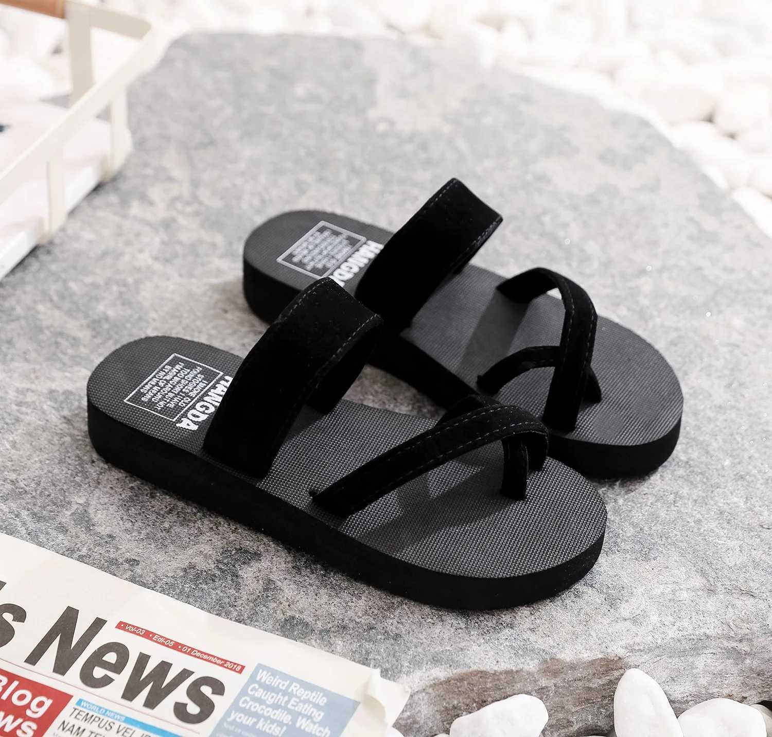 New Arrival Summer womens flip solid flat shoes indoor womens beach shoes anti slip soft soled sandals T250108