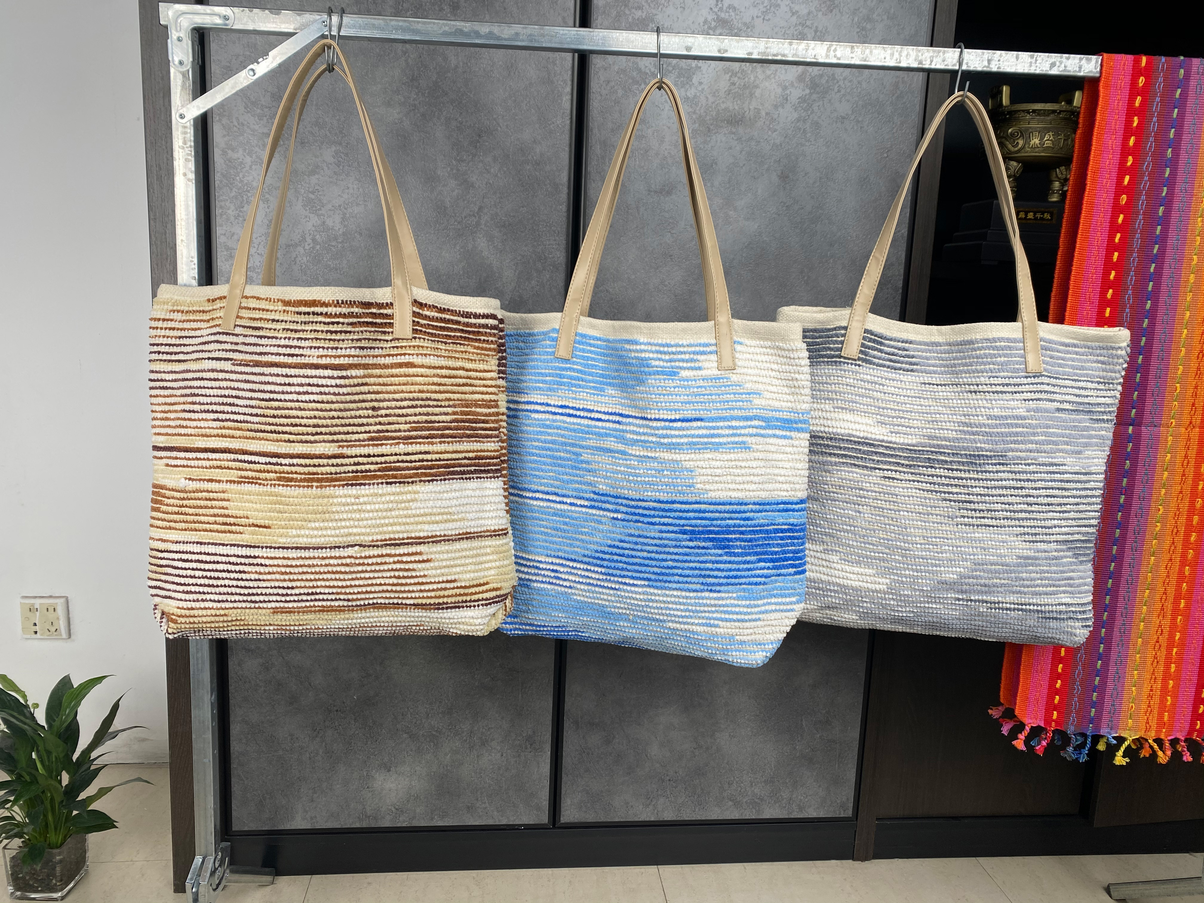 Vintage Style Handwoven Linen Shoulder Bag - Eco-Friendly Craftsmanship
