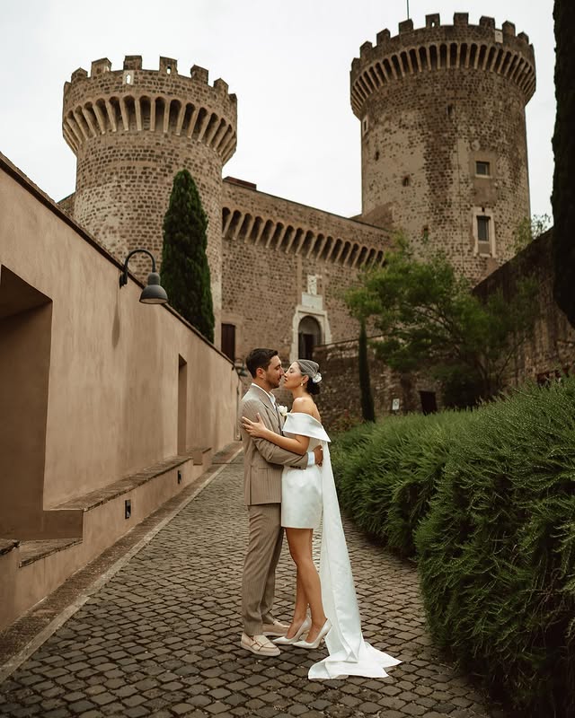 Princess Short Wedding Dress Women 2025 Off The Shoulder Strapless Open Back Satin Simple Bridal Gown Vestido De Noiva Customized