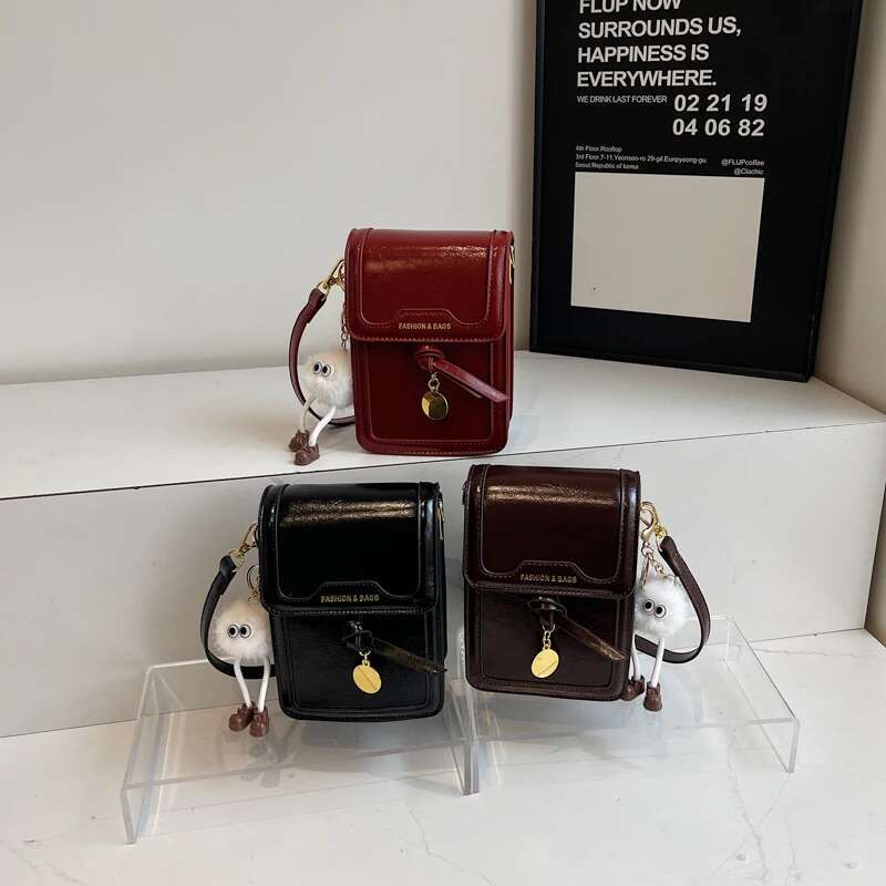 Avant garde fashion multifunctional solid color PU small square new designer simple hot selling shoulder bag commuting fashion exquisite crossbody bag