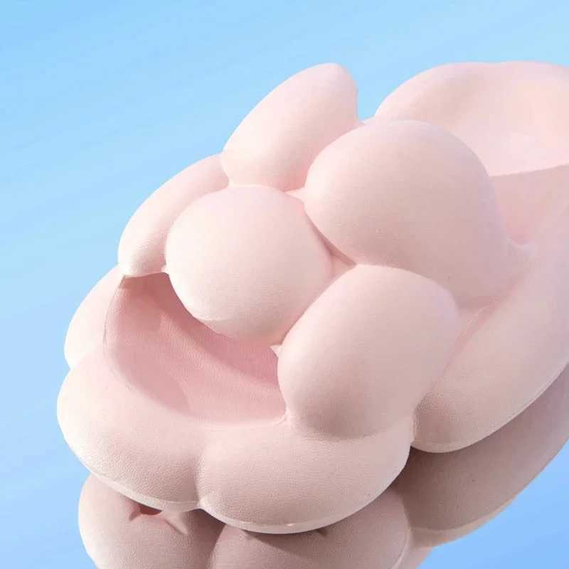 New Arrival New womens slippers EVA couple family outdoor slippers summer beach bedroom slippers mens slippers thick soled sandals T250108