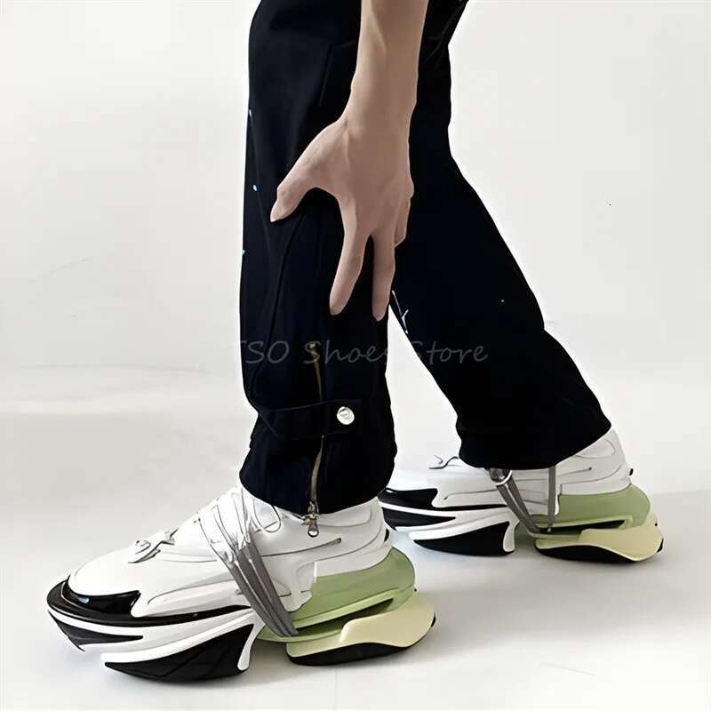 Bullet Dad Sneakers for Men and Women Ins Fashion Couple Thick Sole Heightened Casual Sports Spacecraft Yacht Shoes