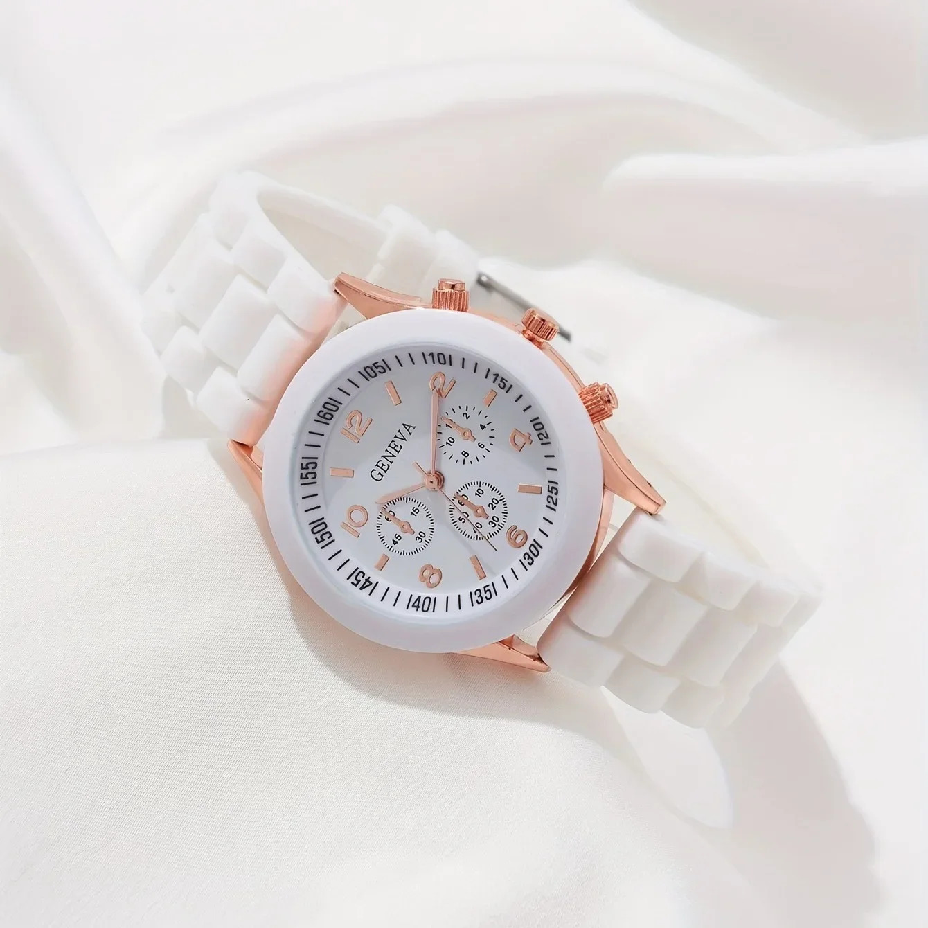 6PCSSet Womens Watches Casual Silicone Band Analog Quartz Watch Heart Pearls Jewelry SetWithout Box 241228