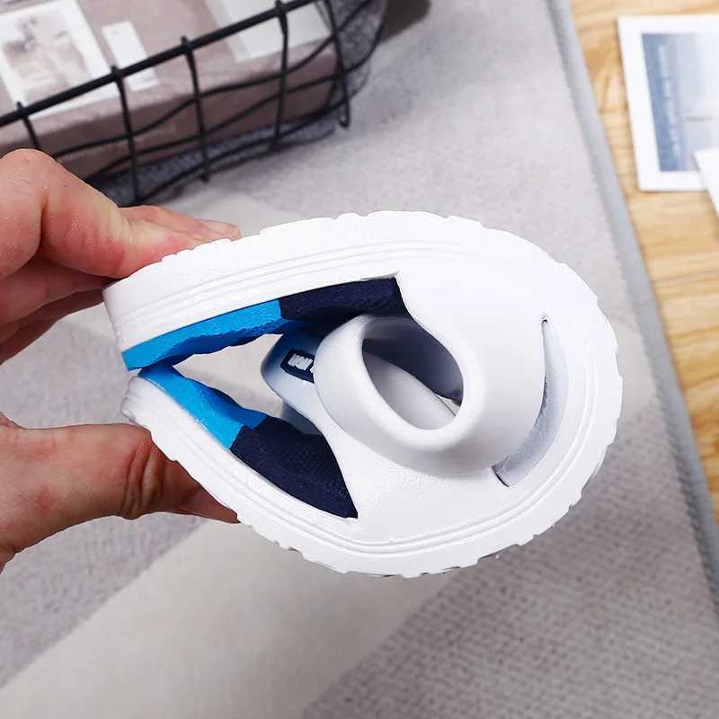 New Arrival Mens summer couple sandals and slippers Mens and womens indoor slippers for home and outdoor wear Bathroom hotel slippers T250108