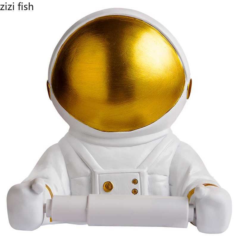 Astronaut roller frame resin astronaut paper towel dispenser toilet bathroom rack wall mounted European bathroom decoration Y250107