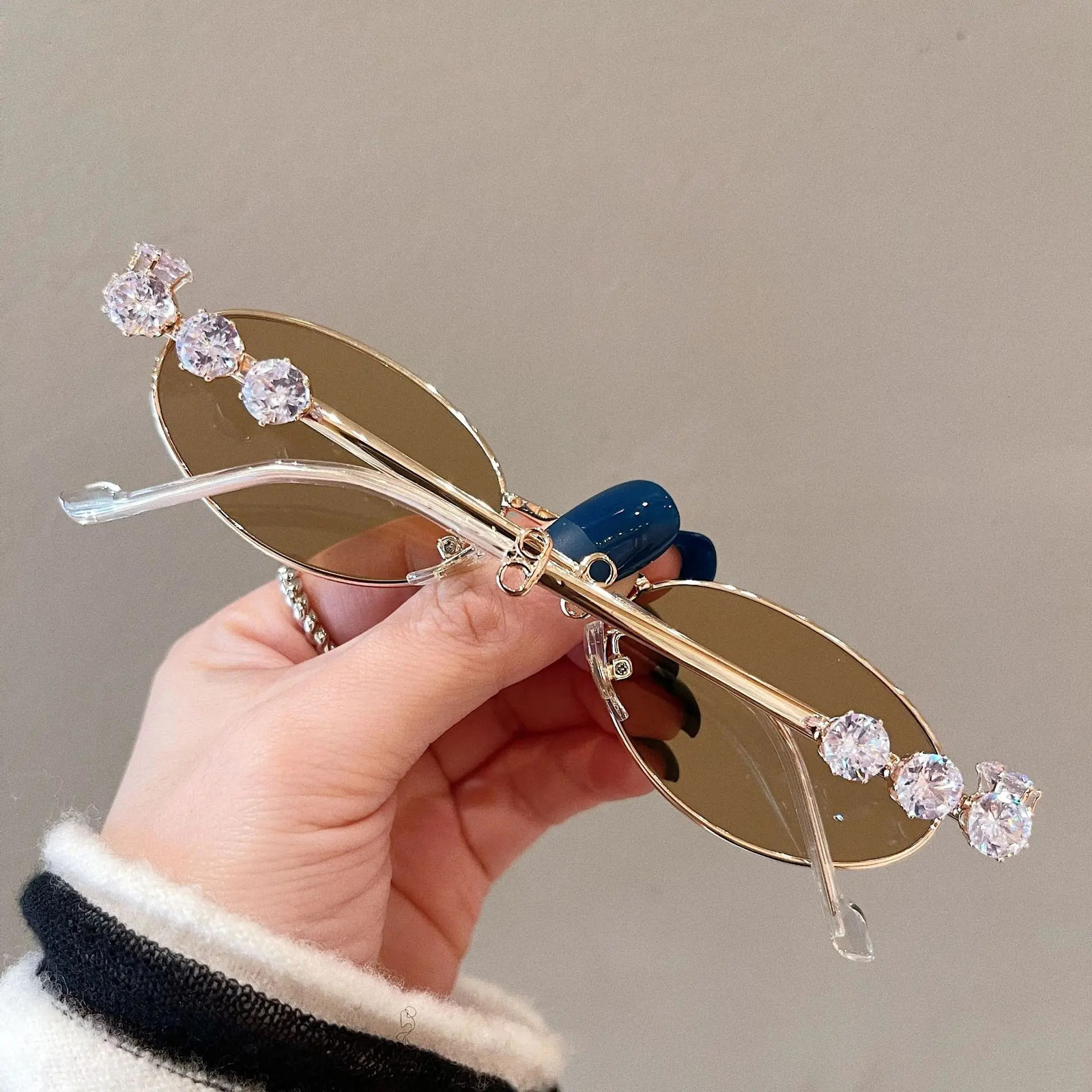Oval Shades Rhinestone Sunglasses Bling Eyeglasses Frames Clear Lens Small Round Women Men Metal Retro Diamond Frame Eyewear 250107