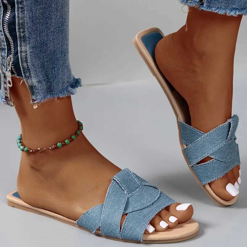 New Arrival Fashionable womens skate shoes summer flat luxury flip up shoes outdoor beach sandals with non slip soles T250108