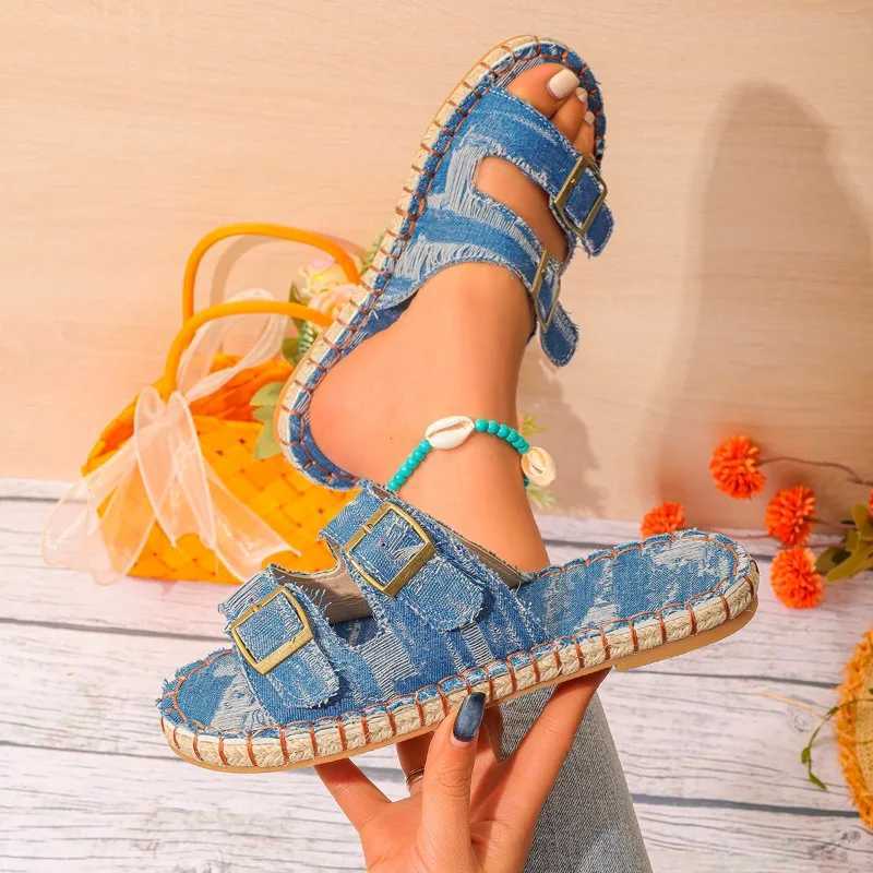 New Arrival New Street Denim Summer Slippers Womens Flat Outdoor Sandals Womens Luxury Design Flip Cover Womens Trend Womens Shoes T250108