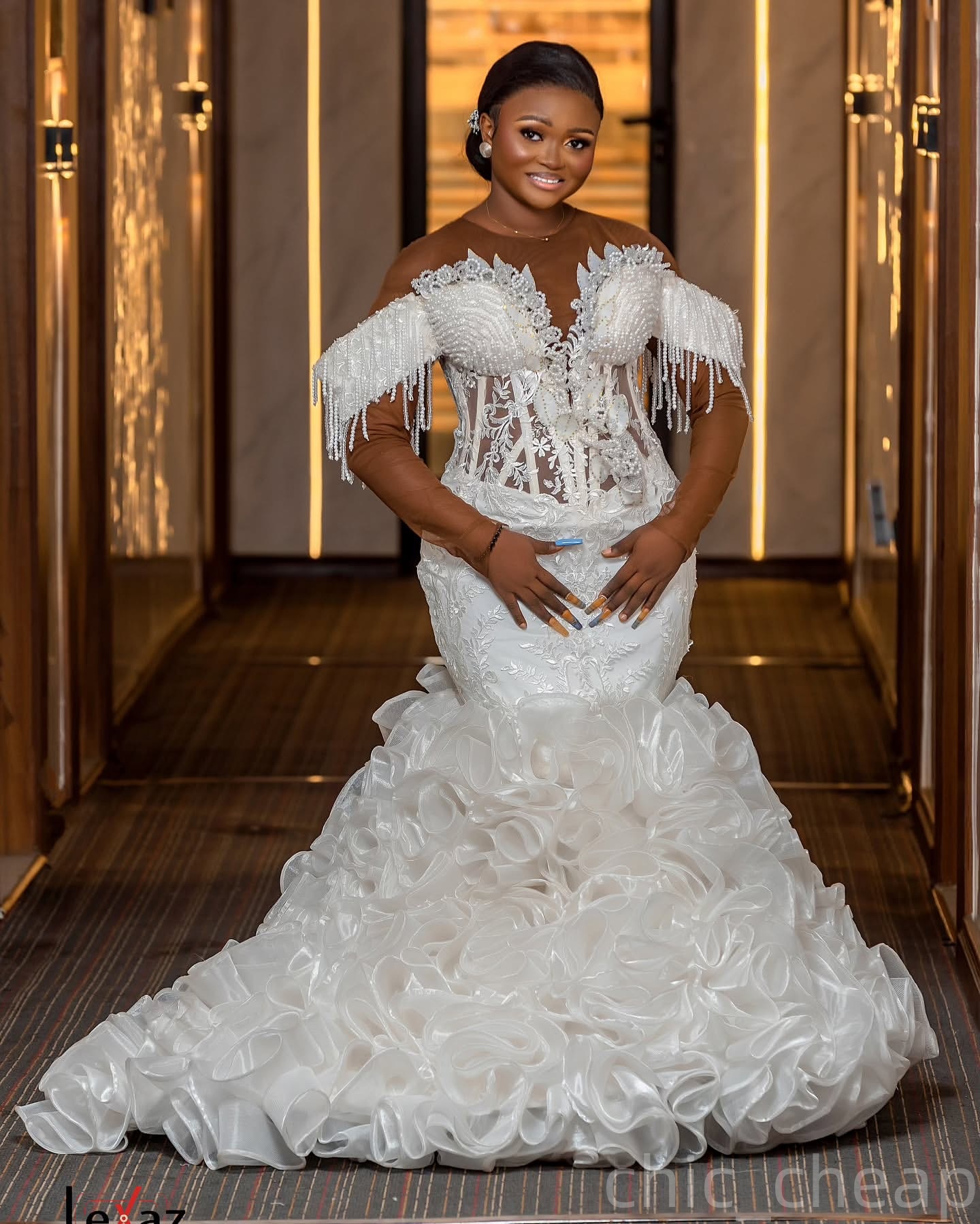 2025 Arabic Aso Ebi Plus Size Ivory Lace Wedding Dresses Pearls Flowers Beadings Organza Tiers Bridal Gowns Dress For Brides ZJ0345