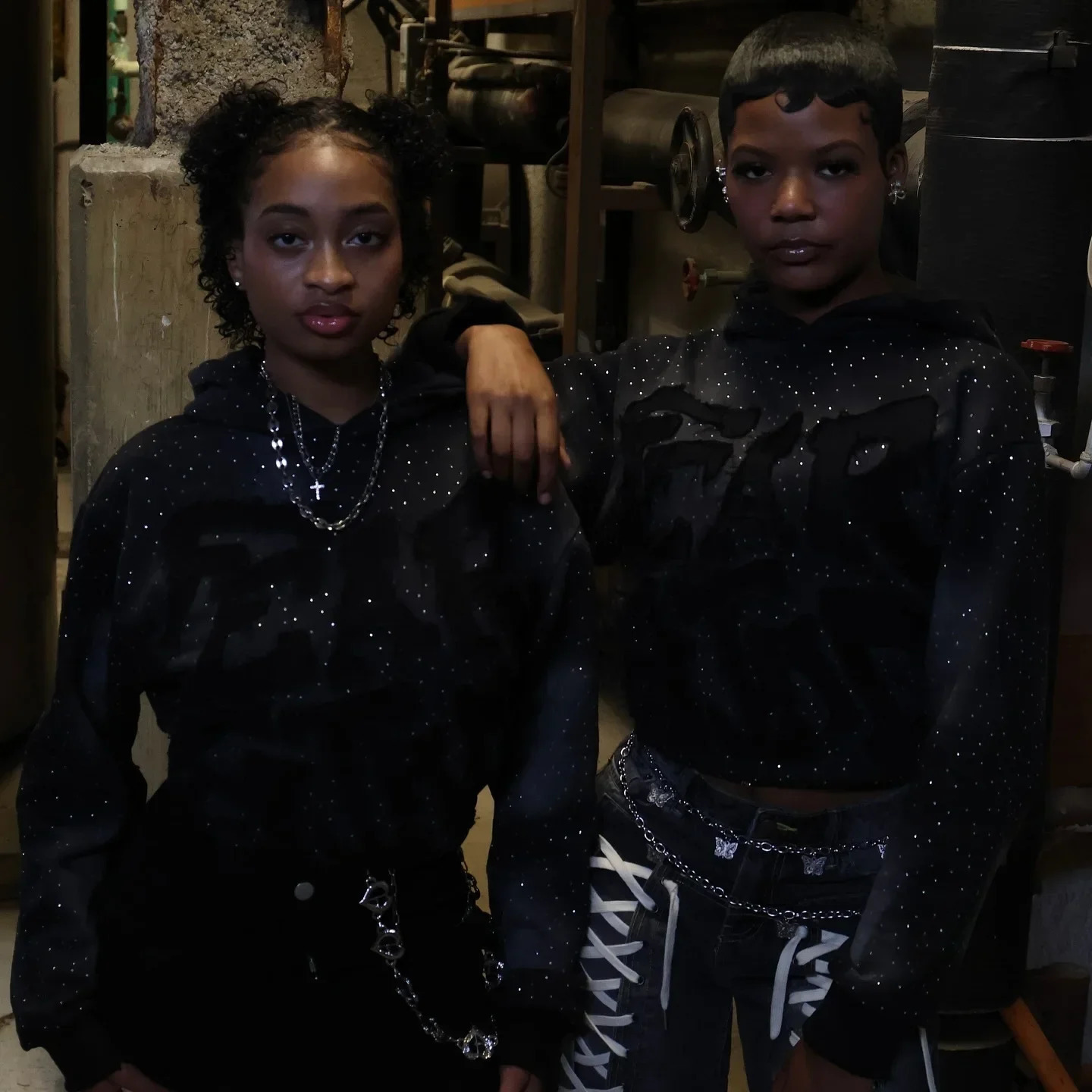 American Clothing Harajuku Fashion Flash Diamond Oversized Letter Patch Hoodie Men Women Y2K Hip Hop Goth Casual Sweatshirt 250107