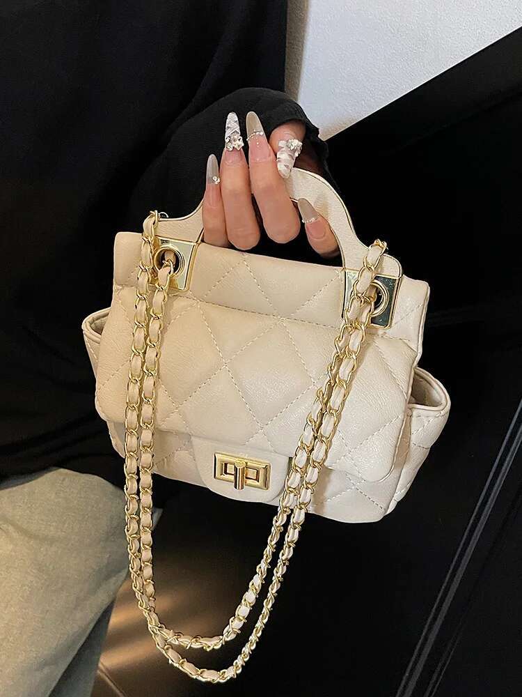 trend Diamond chain women s trendy shoulder bag autumn winter new designer leisure Western style shoulder crossbody bag