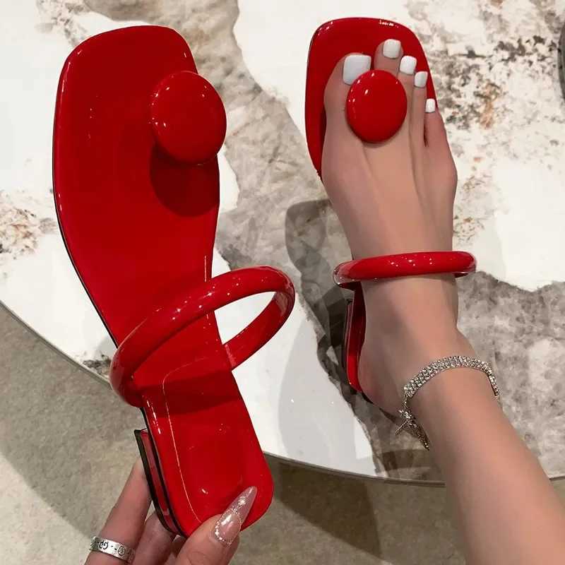 New Arrival Womens sandals new square flat bottom woven womens large-sized beach sandals/slippers fully matched casual slippers T250108