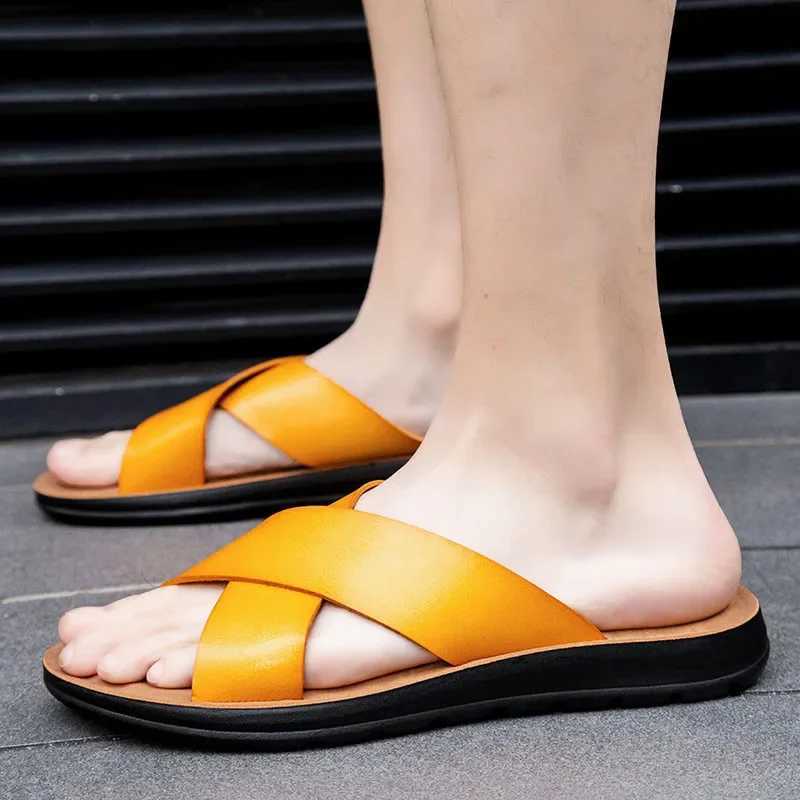New Arrival Mens slippers summer plus outdoor beach casual sandals trend mens smooth and comfortable shoes Zapatillas T250108