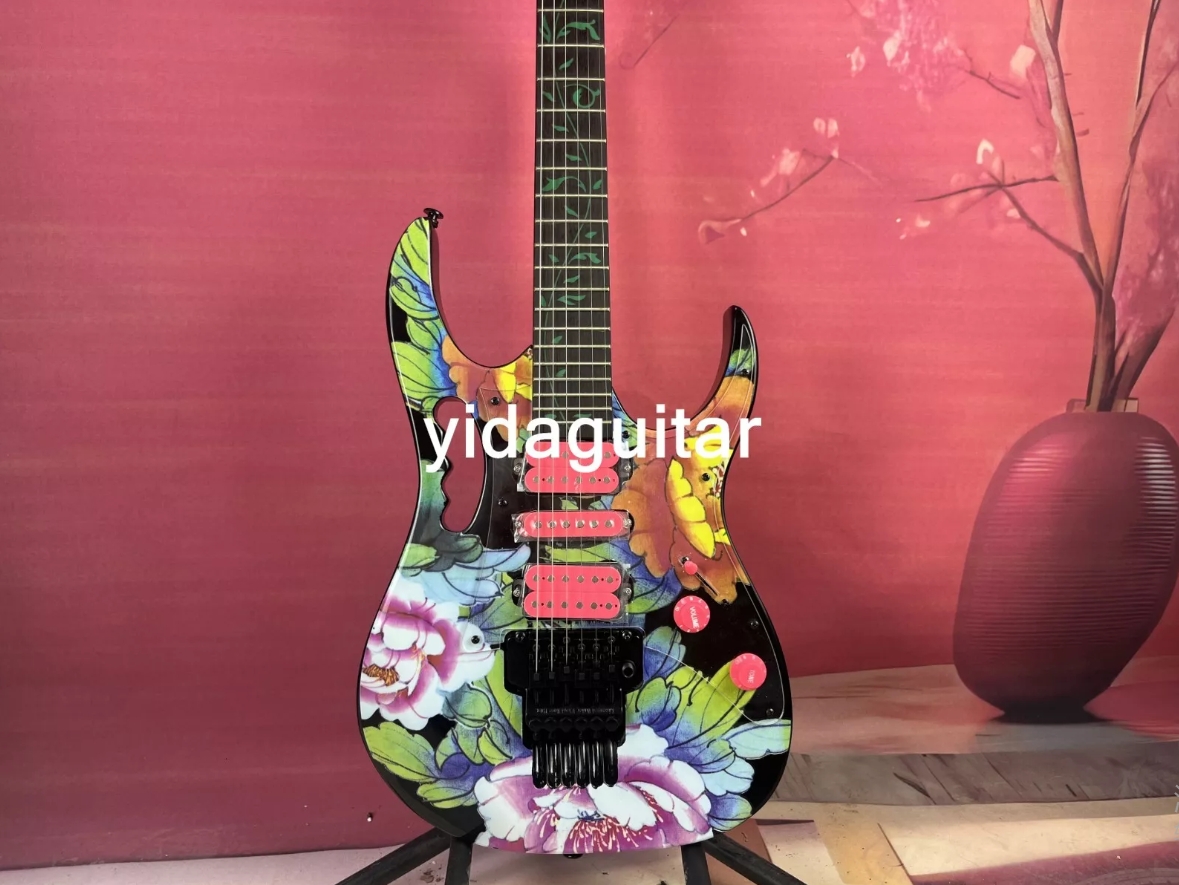 in stock High quality ST electric guitar HH pickup tremolo bridge 6 strings 24 frtes 2518