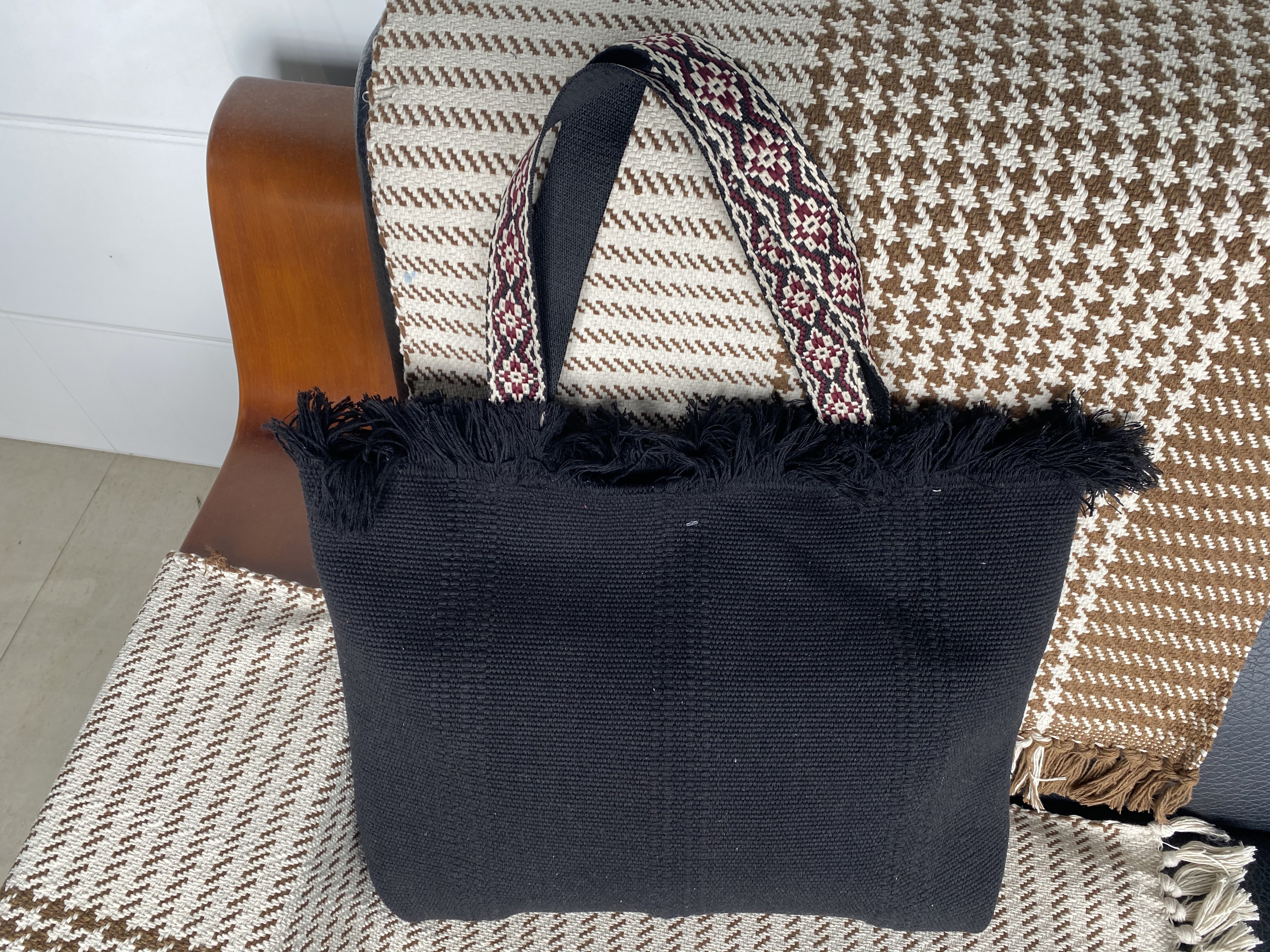 Handwoven Vintage Linen Crossbody Bag - Eco-Friendly and Stylish