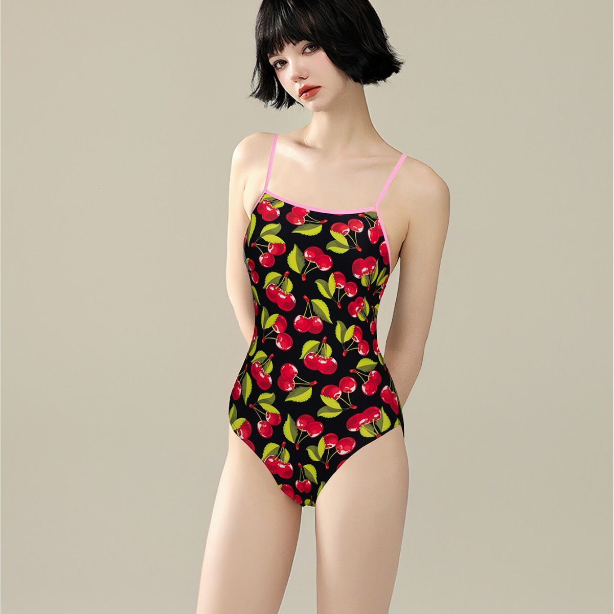 2025 new women's competitive one-piece nylon fruit print slim and sexy suspender hot spring swimsuit designer trendy beach swimsuit