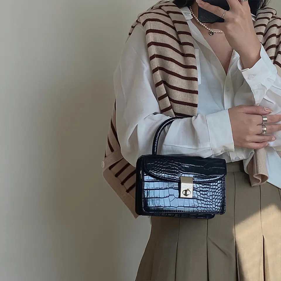 Fi odile Pattern Small Square Bag For Women Chain Shoulder Crossbody Bag Glossy Leather Buckle Handbag SahelXJ250108