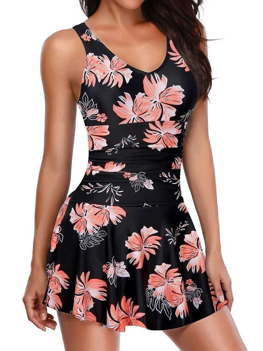 2025 New One Piece Swimsuit Women Swimdr Padded Plus Size Swimwear Fa Sexy Bathers Bathing Swimming Suit Beachwear XXLXJ240108