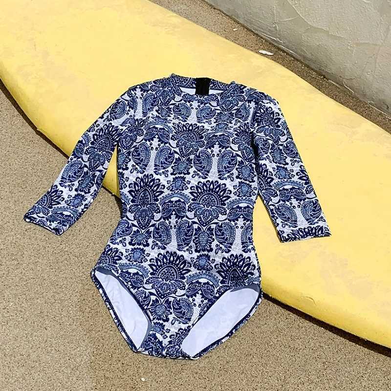 Wisuwore New Asian Surfwear Long Seve Bikini One Piece Triang Conservative High Waist Swimsuit Women MonokiniXJ240108