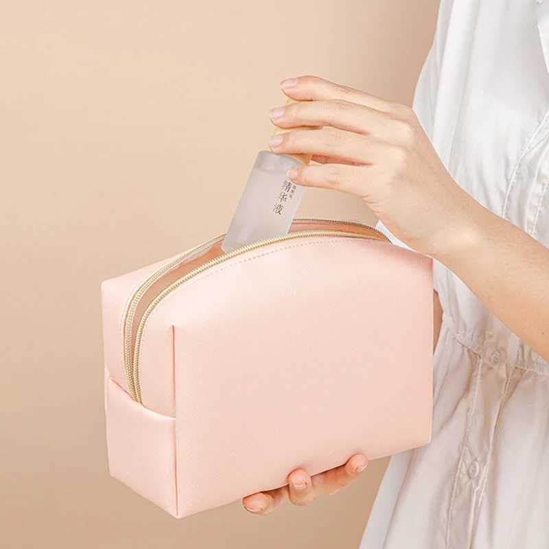 Womens makeup bag waterproof PU leather solid color makeup bag travel portable washing toilet storage bag organizer wallet 2023 W250109