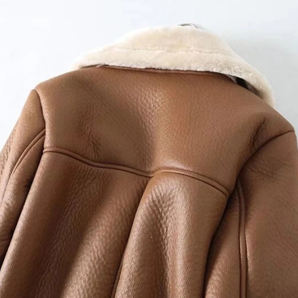 2024 winter womens clothing fashion locomotive version lapel fur integrated thickened thermal coat leather jacket 250103