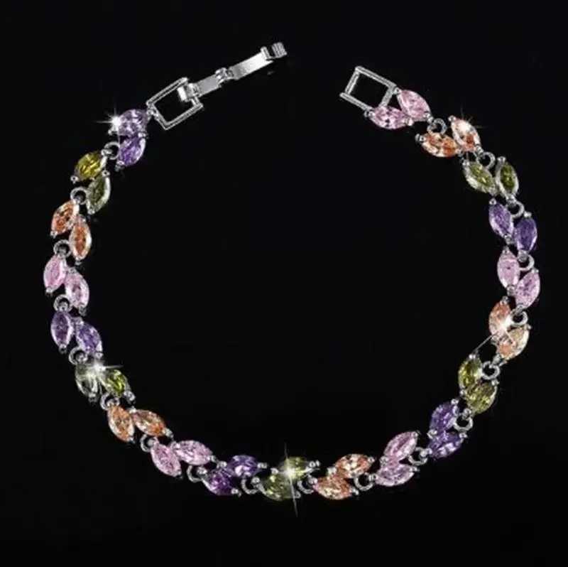 Exquisite Shining Rhinestone Zirconia Geometric Tennis Bracelet Women Fashion Trend Dinner Party Jewelry Girls GiftXJ250109